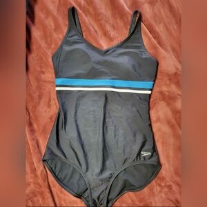 Speedo One Piece Swimsuit, Size Large